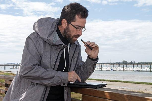 elektromos cigi betiltása és következményei — hogyan érinti a felhasználókat, a kereskedelmet és a jogszabályokat